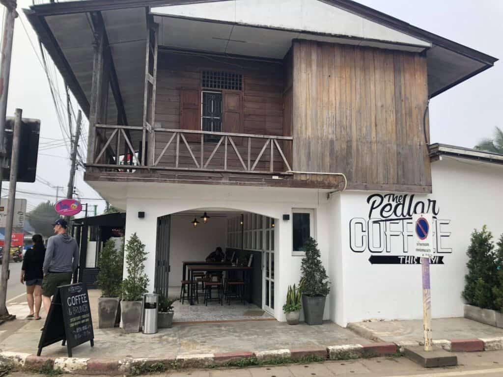 the-pedlar-coffee-pai-thailand