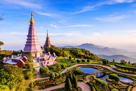 twin-pagodas-doi-inthanon-national-park-northern-thailand