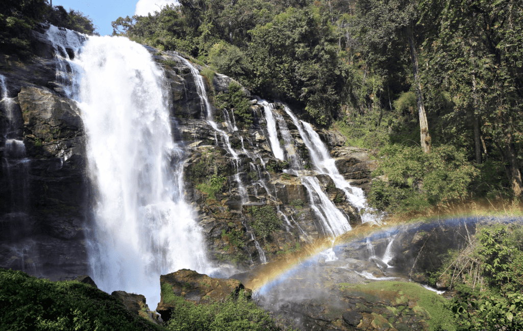 wachirathan-falls-northern-thailand-mae-hong-son-loop