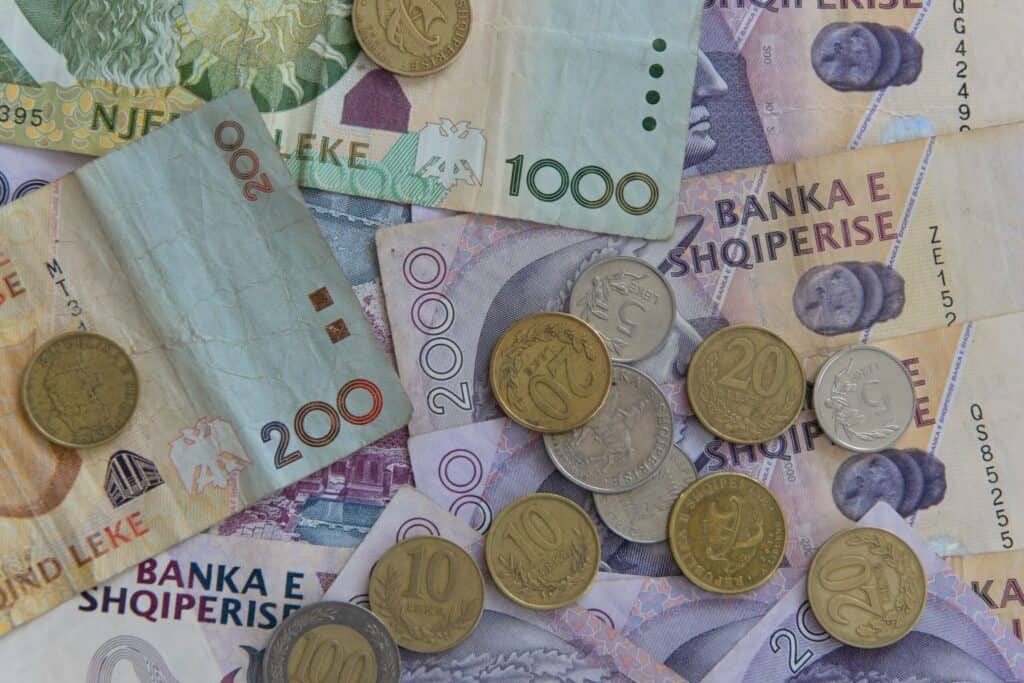 backpacking-in-albania-one-month-itenerary-albanian-notes-and-coins-lek