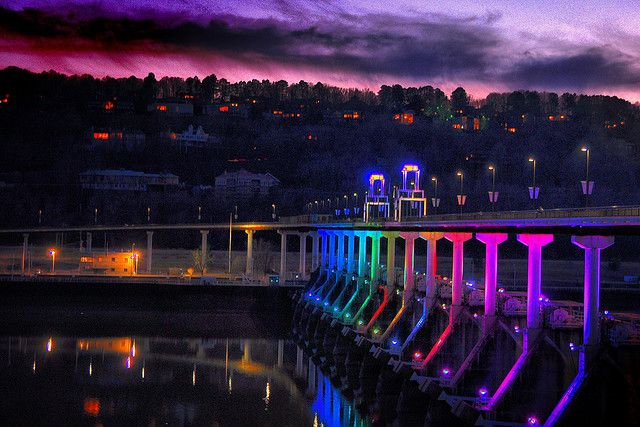 big-dam-bridge-little rock-arkansas