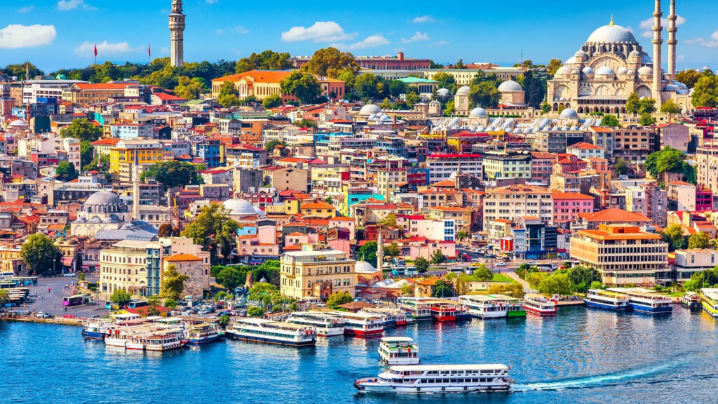Istanbul-houses-water