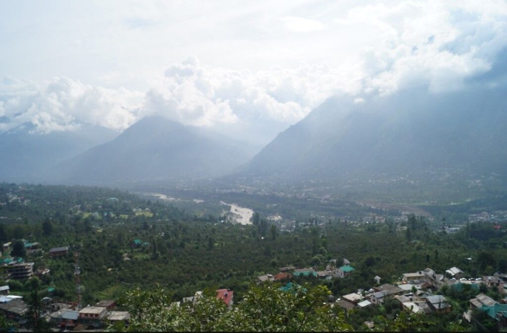 Scenic breathtaking view at Naggar