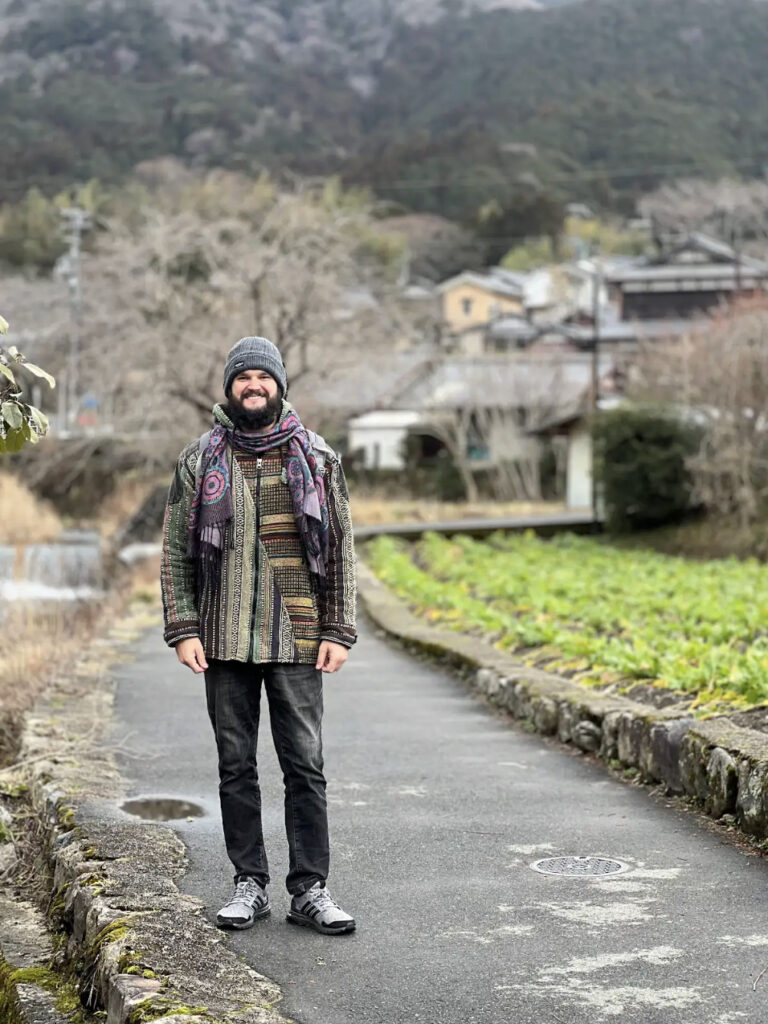 Walking through Lower Ohara
