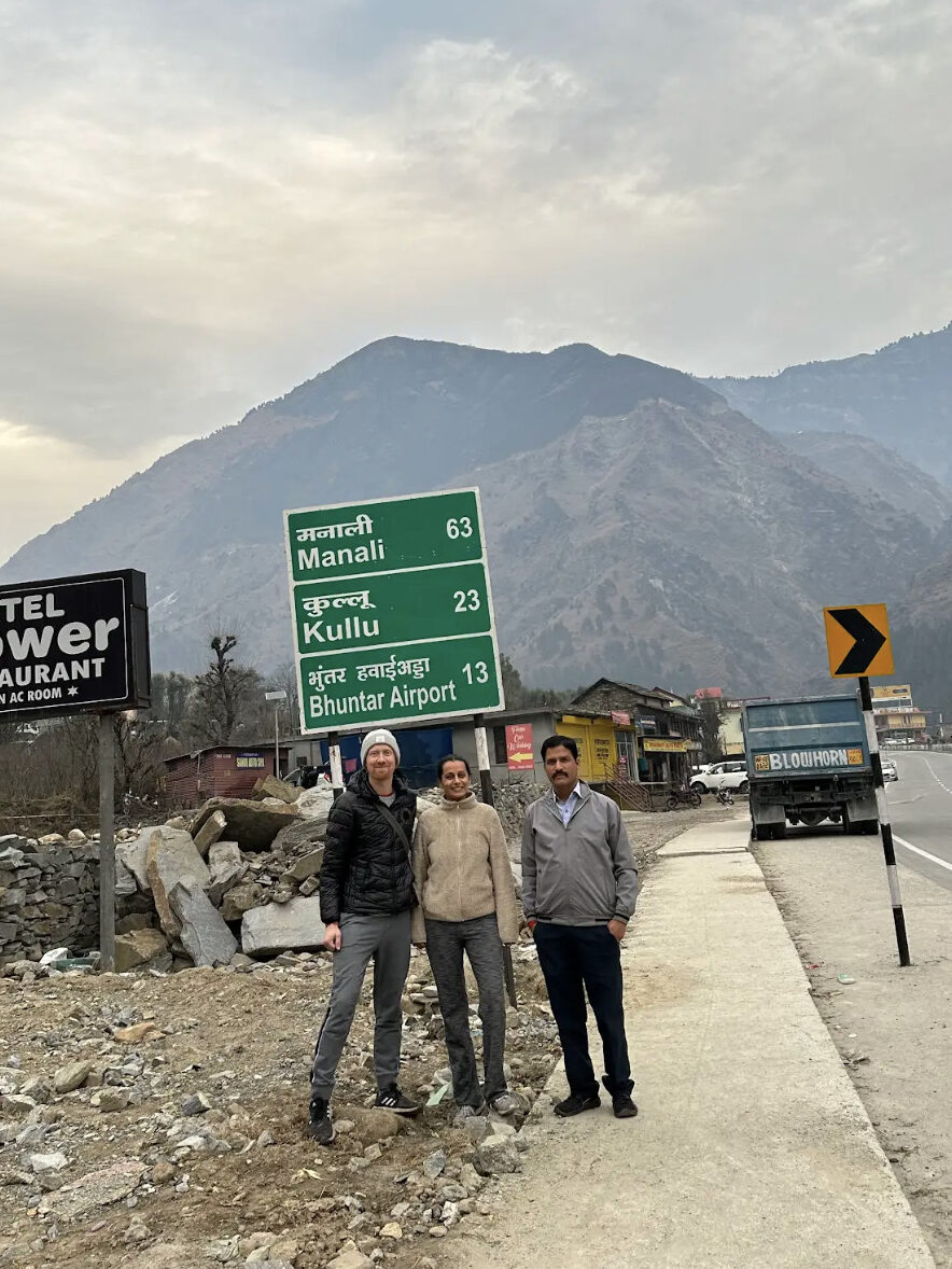 View along the road Rishikesh to Naggar 